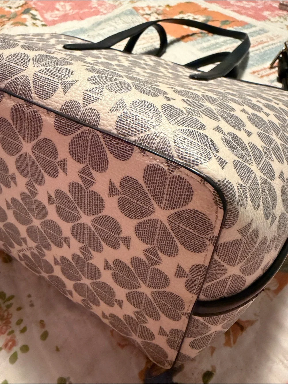 Kate Spade signature spade flower large tote with black trim